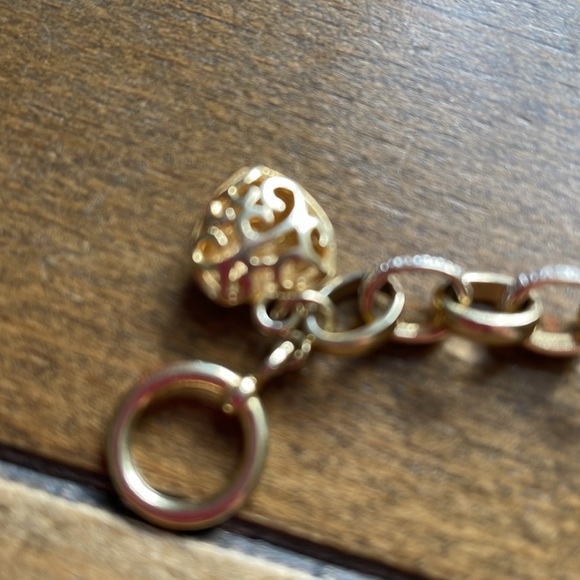 14k gold plated Sterling Silver toggle bracelet with pave crystals - Picture 3 of 5